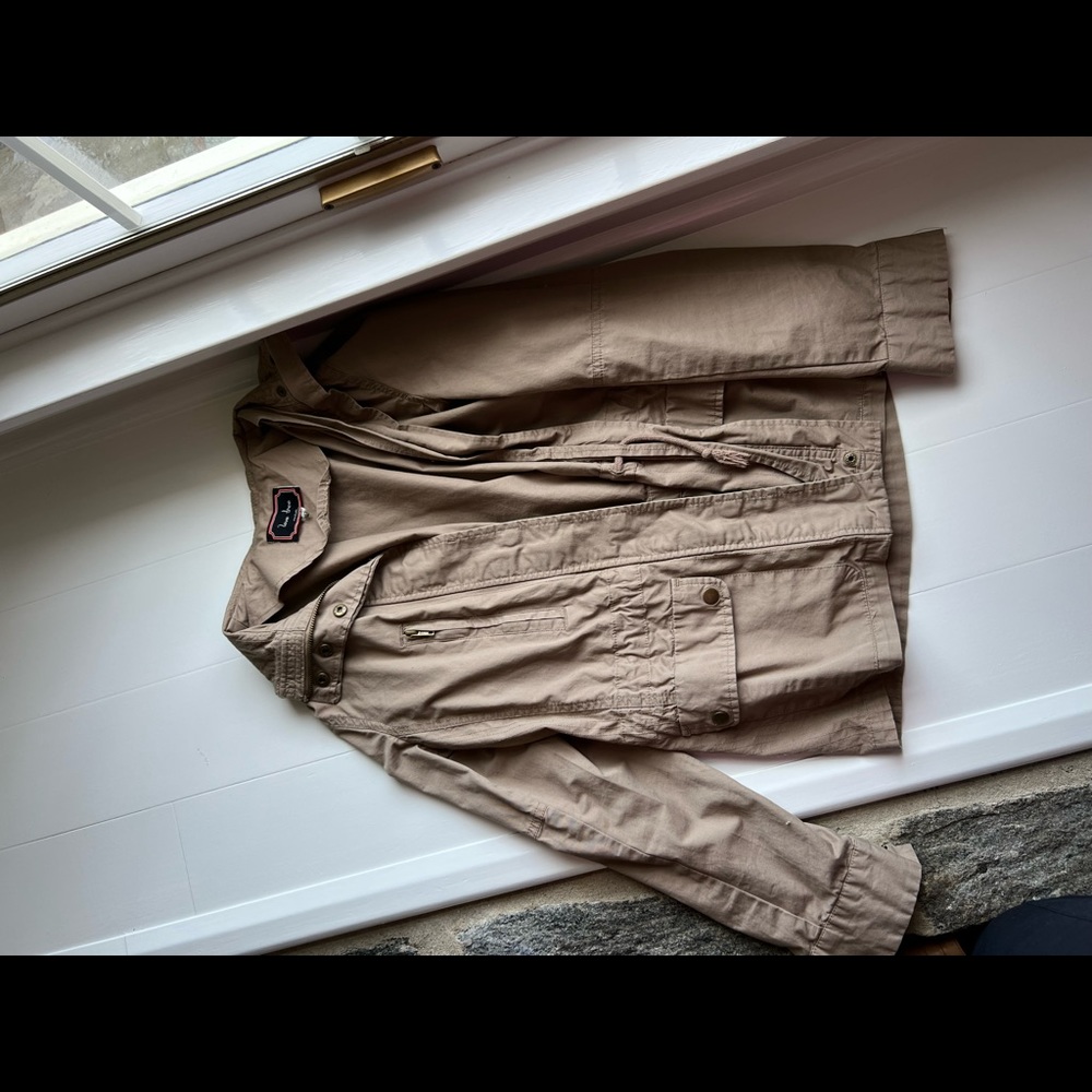 Cute tan jacket
